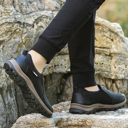 Zapatos de cuero genuino transpirables para exteriores para hombre, antideslizantes, sin cordones, con soporte para el arco, ortopédicos