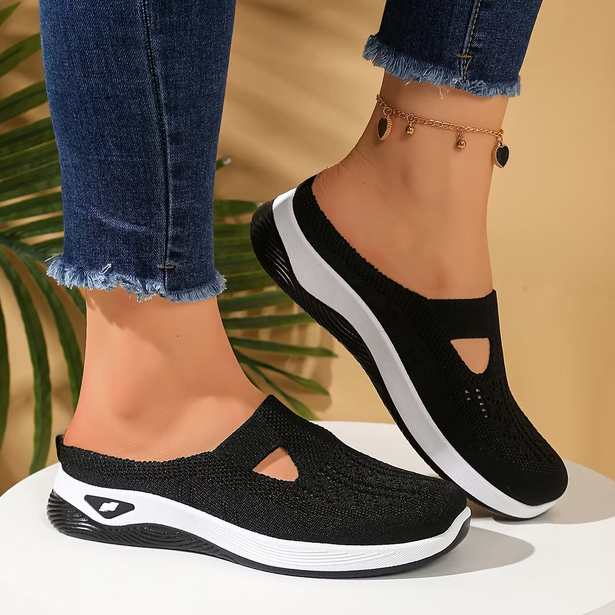 Summer Promotion 50% Off🌤️ Women's Comfortable Soft-Soled Half Slippers